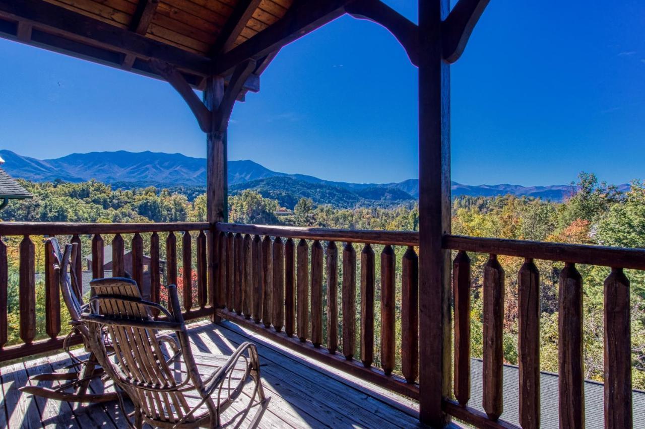 Lazy Bear Lodge, Hot Tub, Resort Pool, Wifi, 1089 Free Tickets Each Paid Day, Dollywood And More Гетлинбург Екстериор снимка